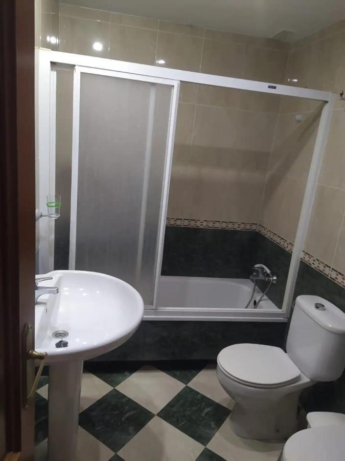 Apartamento 3 Dormitorios Frente A Hospital De Traumatologia Γρανάδα Εξωτερικό φωτογραφία