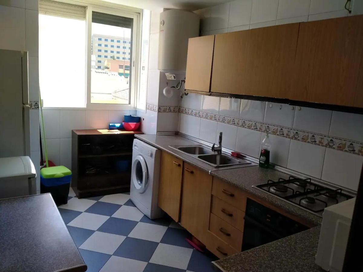 Apartamento 3 Dormitorios Frente A Hospital De Traumatologia Γρανάδα Εξωτερικό φωτογραφία
